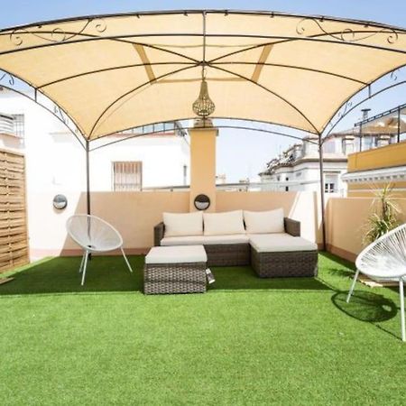 Appartement Esse Atico. Precioso Atico Con Terraza En Pleno Centro à Séville Extérieur photo